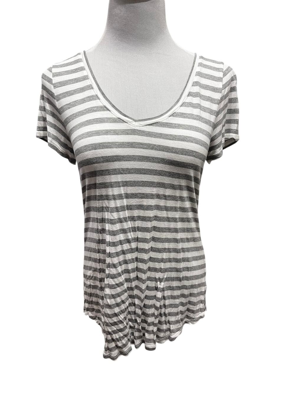 Apt. 9 Women's Gray White Striped Basic V Neck T-Shirt SIZE Large